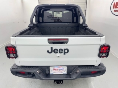 Used 2021  Jeep Gladiator Sport S 4x4 at NEXCAR near Spring&comma; TX
