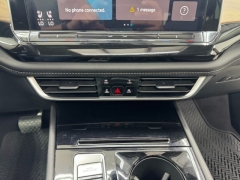 Used 2024  Volkswagen Atlas 2&period;0T SE w&sol;Technology FWD at NEXCAR near Spring&comma; TX