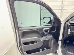 Used 2018  Chevrolet Silverado 1500 2WD Crew Cab LT at NEXCAR near Spring&comma; TX