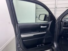 Used 2016  Toyota Tundra 2WD CrewMax SR5 4.6L at NEXCAR near Spring, TX