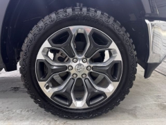Used 2019  Ram 1500 4WD Crew Cab Longhorn at NEXCAR near Spring&comma; TX