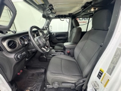 Used 2021  Jeep Gladiator Sport S 4x4 at NEXCAR near Spring&comma; TX
