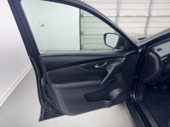 Used 2017  Nissan Rogue 4d SUV AWD SV at NEXCAR near Spring&comma; TX