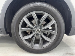 Used 2022  Volkswagen Tiguan 2.0T SE FWD at NEXCAR near Spring, TX