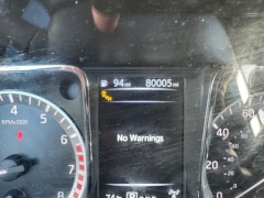 Used 2018  Nissan Titan XD 4WD Crew Cab SV at NEXCAR near Spring, TX