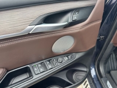 Used 2018  BMW X5 xDrive50i Sports Activity Vehicle at NEXCAR near Spring, TX