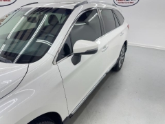 Used 2019  Subaru Outback 4d SUV 2&period;5i Touring at NEXCAR near Spring&comma; TX