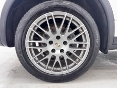 Used 2016  Porsche Cayenne 4d SUV at NEXCAR near Spring&comma; TX