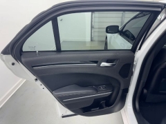 Used 2022  Chrysler 300 300S RWD at NEXCAR near Spring&comma; TX