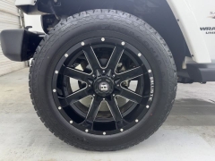 Used 2017  Jeep Wrangler Unlimited 4d Convertible Sahara at NEXCAR near Spring&comma; TX