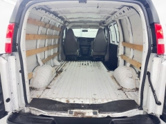 Used 2019  Chevrolet Express Van 2500 Van at NEXCAR near Spring&comma; TX