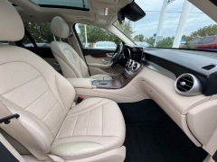 Used 2021  Mercedes-Benz GLC GLC 300 SUV at NEXCAR near Spring, TX