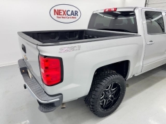 Used 2018  Chevrolet Silverado 1500 2WD Crew Cab LT at NEXCAR near Spring&comma; TX