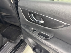 Used 2017  Nissan Rogue 4d SUV AWD SV at NEXCAR near Spring&comma; TX