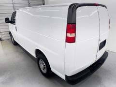 Used 2017  Chevrolet Express Van 2500 Van at NEXCAR near Spring&comma; TX