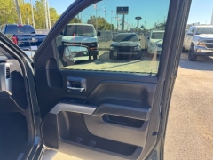 Used 2017  Chevrolet Silverado 1500 4WD Crew Cab LT Z71 at NEXCAR near Spring, TX