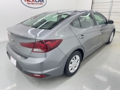 Used 2020  Hyundai Elantra 4d Sedan SE at NEXCAR near Spring, TX
