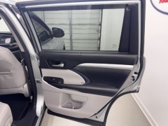 Used 2018  Toyota Highlander 4d SUV FWD XLE at NEXCAR near Spring&comma; TX