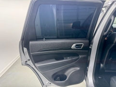 Used 2019  Jeep Grand Cherokee 4d SUV 4WD Laredo Altitude at NEXCAR near Spring, TX