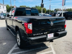 Used 2018  Nissan Titan XD 4WD Crew Cab SV at NEXCAR near Spring, TX
