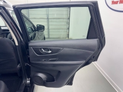 Used 2017  Nissan Rogue 4d SUV AWD SV at NEXCAR near Spring&comma; TX