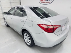 Used 2019  Toyota Corolla 4d Sedan LE at NEXCAR near Spring&comma; TX