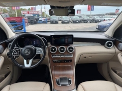 Used 2021  Mercedes-Benz GLC GLC 300 SUV at NEXCAR near Spring, TX