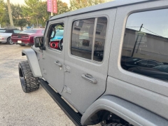 Used 2018  Jeep Wrangler Unlimited 4d SUV 4WD Rubicon at NEXCAR near Spring, TX
