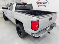 Used 2018  Chevrolet Silverado 1500 2WD Crew Cab LT at NEXCAR near Spring&comma; TX