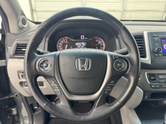 Used 2017  Honda Ridgeline Crew Cab AWD RTL at NEXCAR near Spring&comma; TX