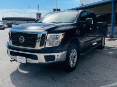 Used 2018  Nissan Titan XD 4WD Crew Cab SV at NEXCAR near Spring, TX