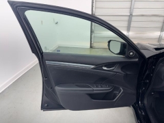 Used 2017  Honda Civic Sedan 4d Touring at NEXCAR near Spring, TX