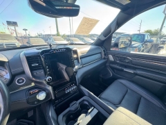 Used 2019  Ram 1500 2WD Crew Cab Limited at NEXCAR near Spring, TX