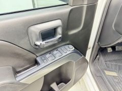 Used 2018  Chevrolet Silverado 1500 2WD Crew Cab LT at NEXCAR near Spring&comma; TX