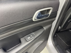 Used 2019  Jeep Grand Cherokee 4d SUV 4WD Laredo Altitude at NEXCAR near Spring, TX