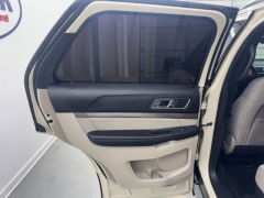 Used 2018  Ford Explorer 4d SUV FWD XLT Ecoboost at NEXCAR near Spring, TX