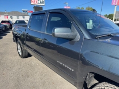 Used 2017  Chevrolet Silverado 1500 4WD Crew Cab LT Z71 at NEXCAR near Spring, TX