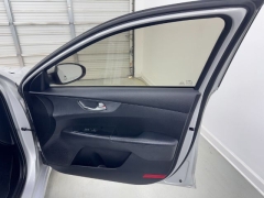 Used 2021  Kia Forte LXS IVT at NEXCAR near Spring, TX