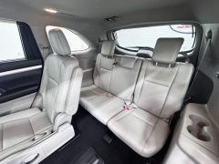 Used 2018  Toyota Highlander 4d SUV FWD XLE at NEXCAR near Spring&comma; TX