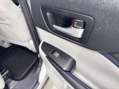 Used 2018  Toyota Highlander 4d SUV FWD XLE at NEXCAR near Spring&comma; TX