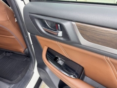 Used 2019  Subaru Outback 4d SUV 2&period;5i Touring at NEXCAR near Spring&comma; TX