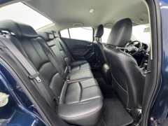 Used 2018  Mazda Mazda3 4d Sedan Touring Auto at Nexcar near Spring&comma; TX