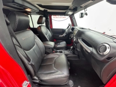 Used 2016  Jeep Wrangler Unlimited 4d Convertible Sahara at NEXCAR near Spring&comma; TX