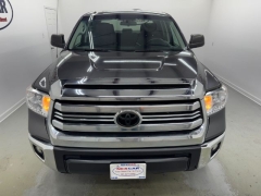 Used 2016  Toyota Tundra 2WD CrewMax SR5 4.6L at NEXCAR near Spring, TX