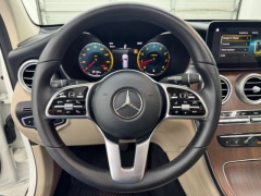 Used 2021  Mercedes-Benz GLC GLC 300 SUV at NEXCAR near Spring&comma; TX