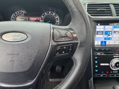 Used 2018  Ford Explorer 4d SUV 4WD Platinum at NEXCAR near Spring&comma; TX