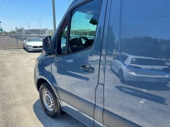 Used 2019  Mercedes-Benz Sprinter 2500 Crew Van 144" WB High Roof 9100 GVW V6 at NEXCAR near Spring&comma; TX
