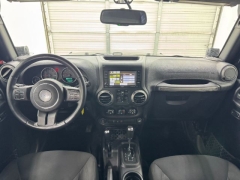 Used 2015  Jeep Wrangler Unlimited 4d Convertible Sport Willys Wheeler at NEXCAR near Spring&comma; TX