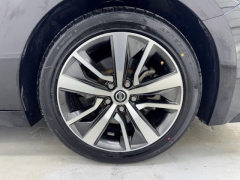 Used 2021  Nissan Maxima SV 3&period;5L at NEXCAR near Spring&comma; TX