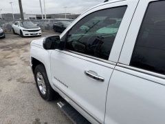 Used 2015  Chevrolet Silverado 1500 4WD Crew Cab LTZ Z71 at NEXCAR near Spring, TX